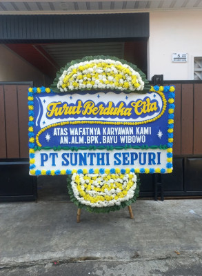Papan Bunga Duka di Parengan