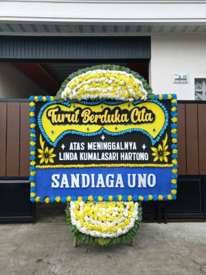 Papan Bunga Duka di Parengan
